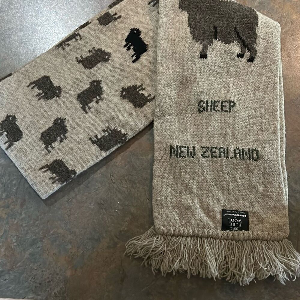 Norsewear Wool Sheep Scarf  Made in New Zealand Unisex